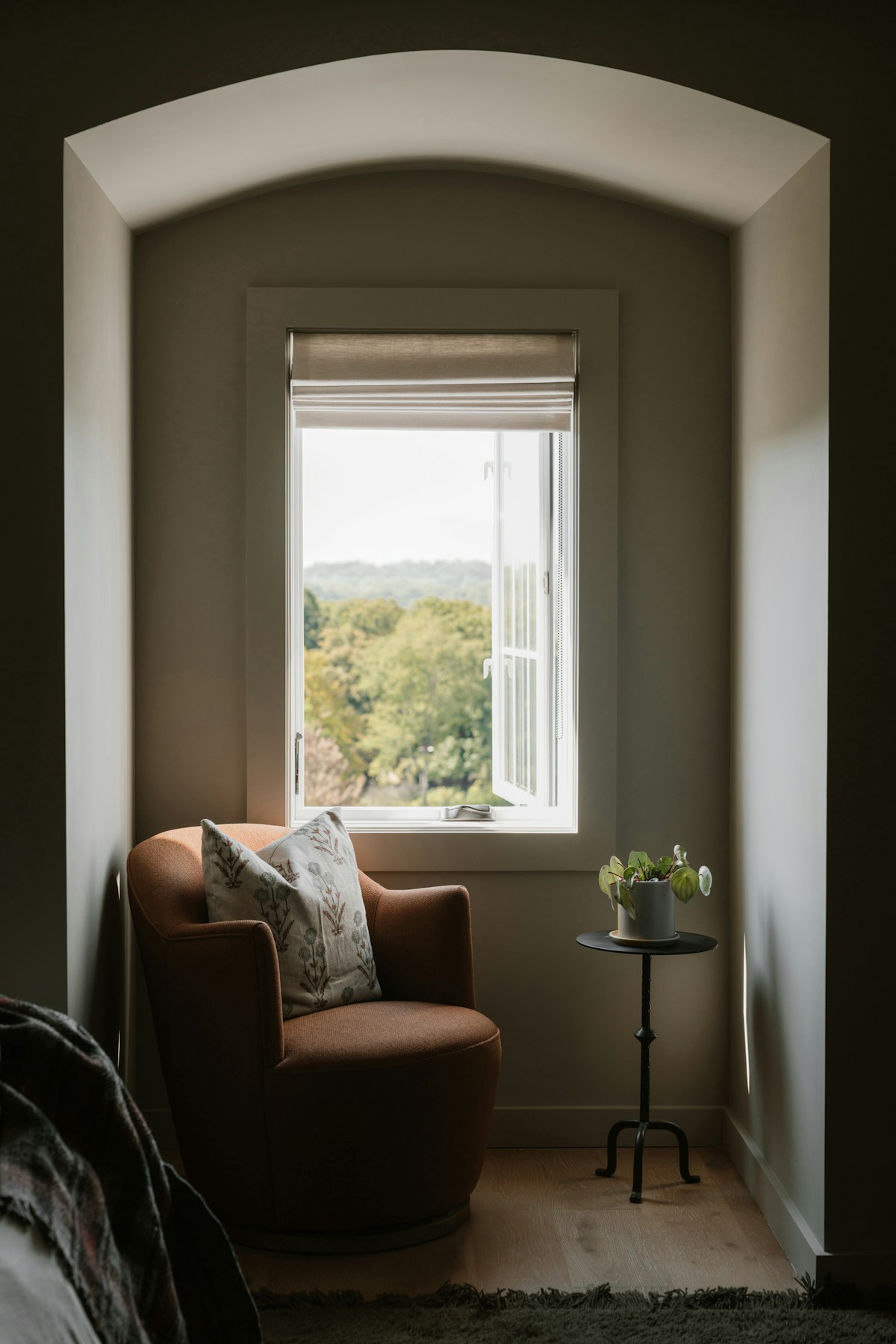 A welcoming reading corner for a quiet break