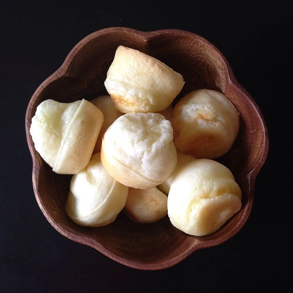 Pao de queijo cheese bread serving inspiration