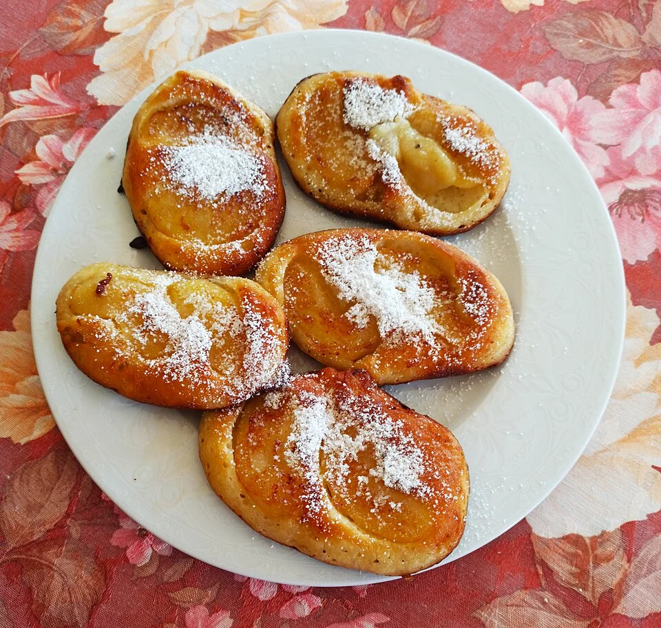 Racuchy apple pancakes serving inspiration
